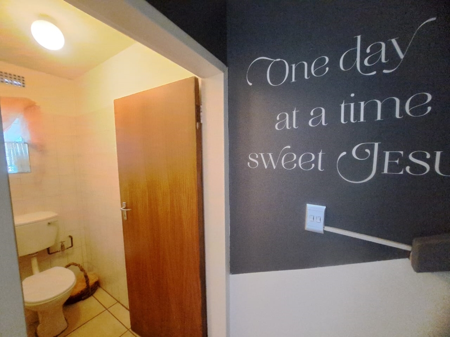 3 Bedroom Property for Sale in Rustenburg Central North West